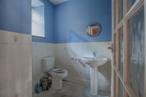 Photo 13- click for photo gallery